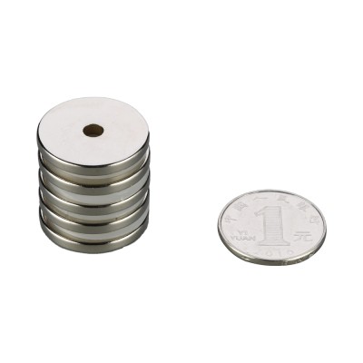 打孔强磁铁